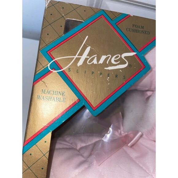 Hanes Women's Vintage NIB Slippers size 6.5-7.5 Pink Quilted Satin Faux Fur - Picture 2 of 10